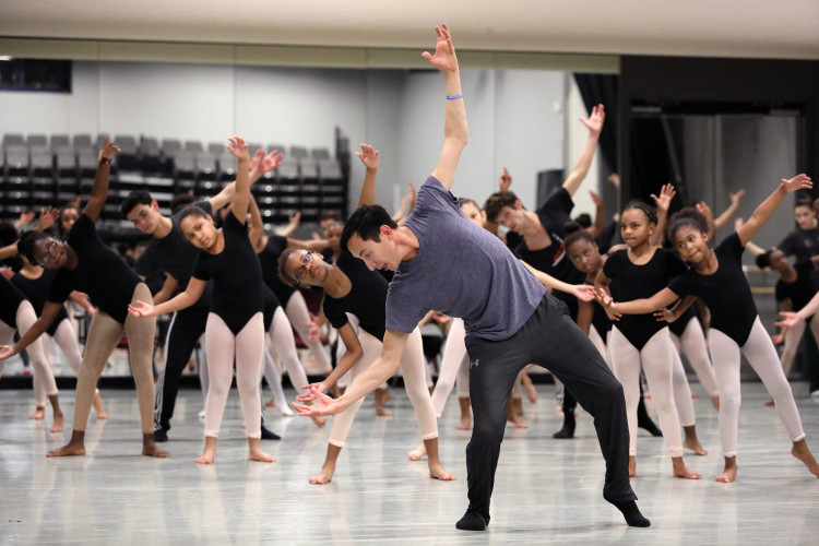 1718RiteOfSpring_Choreographer-Peter-Chu_photo-by-Jeff-Cravotta-Fix_1121r-1810-e1535474195348